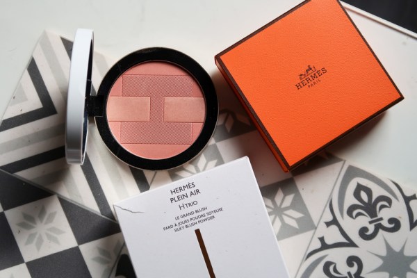 blush hermes