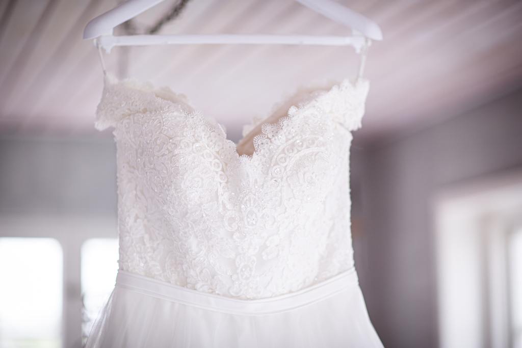 Essayages de robes de mariée