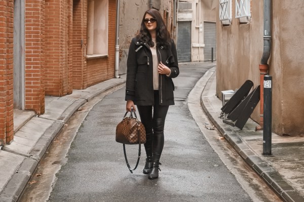 Look noir et beige